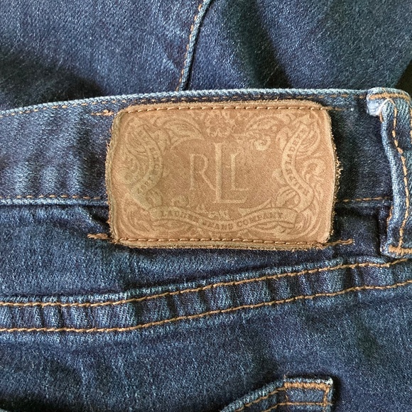 Ralph Lauren women’s size 8 gently used bootcut blue jeans - Picture 4 of 11